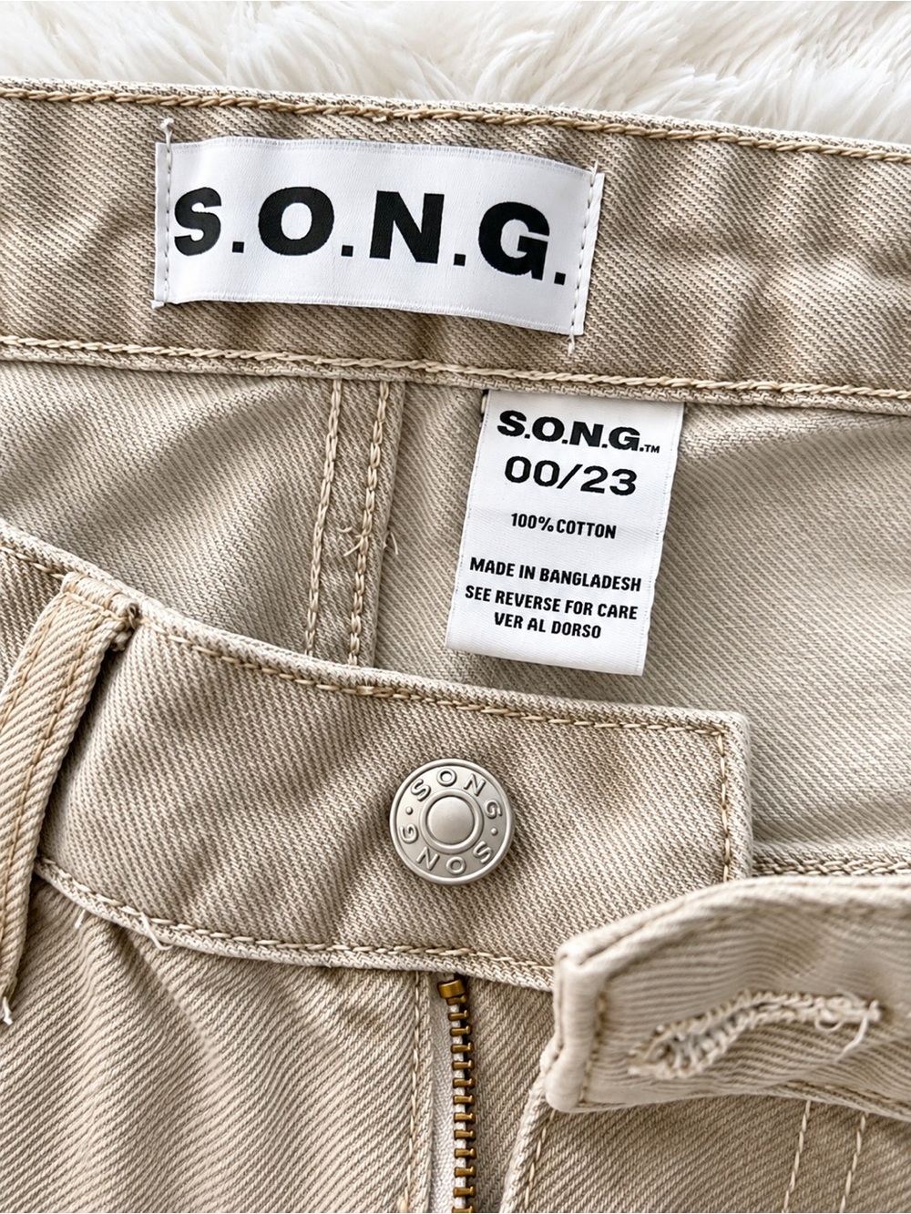 Women’s Beige Cargo Jeans